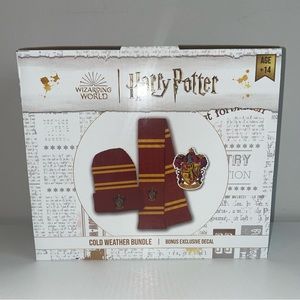 NWT Harry Potter, cold-weather bundle, hat, and scarf set
